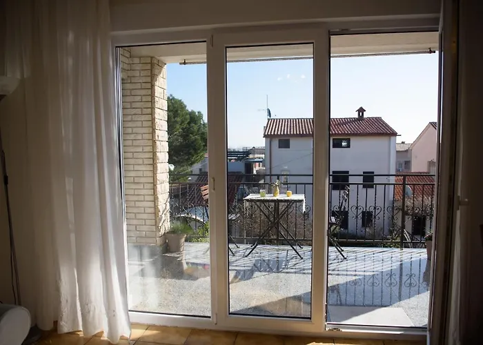 Claudia Lemon Holiday home